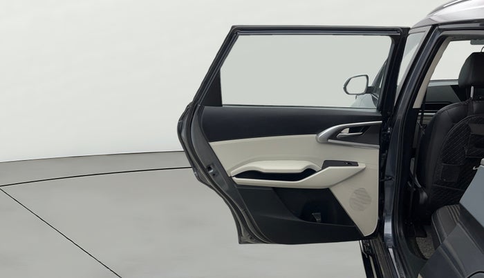 2022 KIA CARENS PRESTIGE 1.5 PETROL 7 STR, Petrol, Manual, 34,307 km, LHS Rear Door