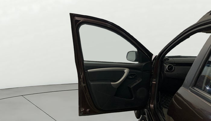 2019 Renault Duster RXS OPT CVT, Petrol, Automatic, 72,559 km, LHS Front Door
