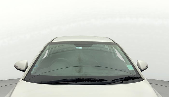 2018 Hyundai New Elantra 2.0 SX AT PETROL, Petrol, Automatic, 1,04,317 km, Front Windshield