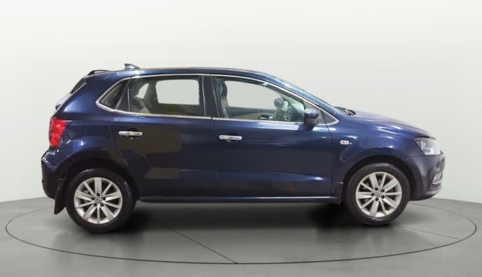 2015 Volkswagen Polo HIGHLINE1.5L, Diesel, Manual, 79,365 km, Right Side View