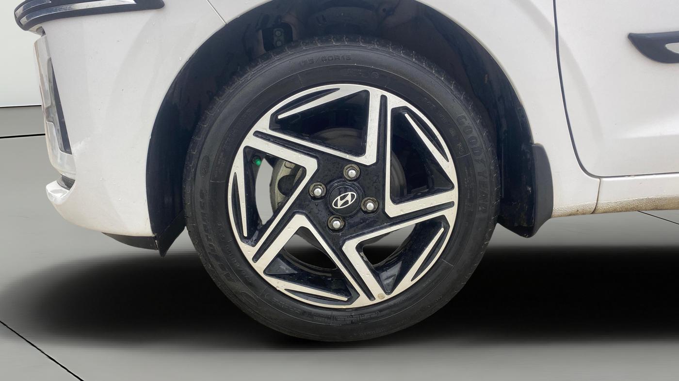 2023 Hyundai GRAND I10 NIOS SPORTZ 1.2 KAPPA VTVT DUAL TONE, Petrol, Manual, 24,438 km, Left Front Wheel