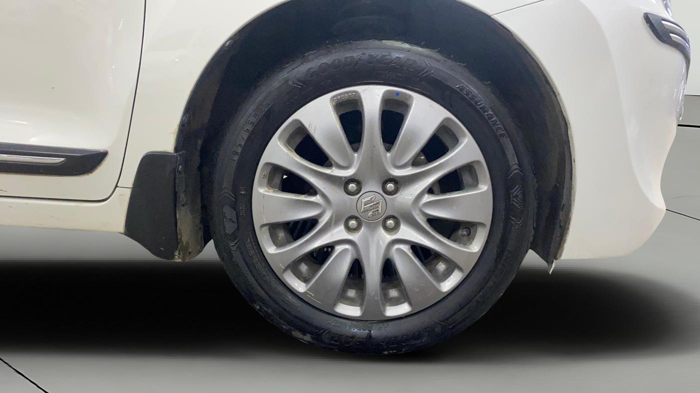 2018 Maruti Baleno ZETA CVT PETROL 1.2, Petrol, Automatic, 59,835 km, Right Front Wheel