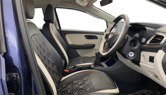 2024 Tata ALTROZ XM PLUS PETROL, Petrol, Manual, 23,470 km, Right Side Front Door Cabin