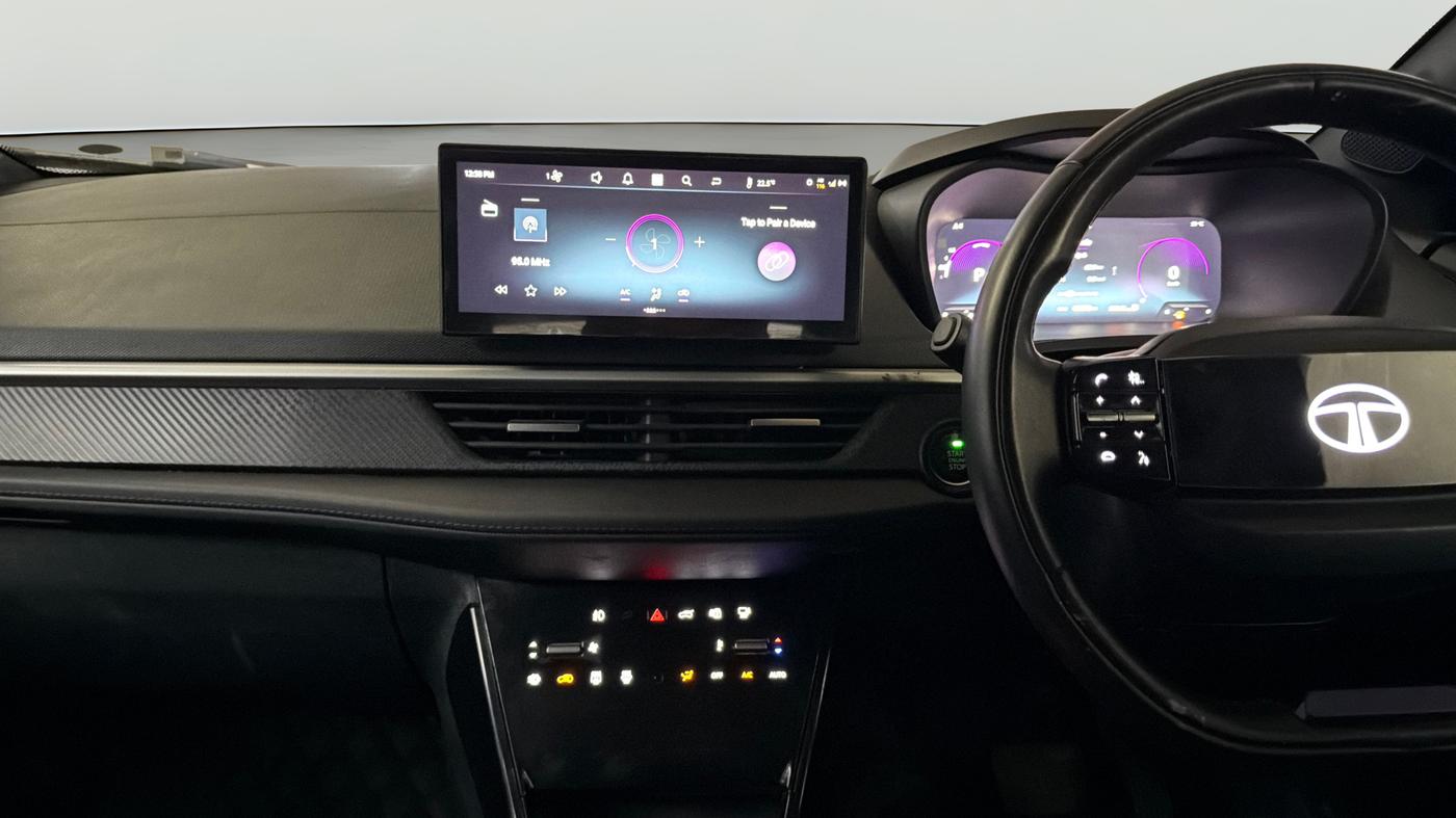 2023 Tata NEXON FEARLESS + SUNROOF DCA DUAL TONE 1.2 PETROL, Petrol, Automatic, 62,802 km, Air Conditioner