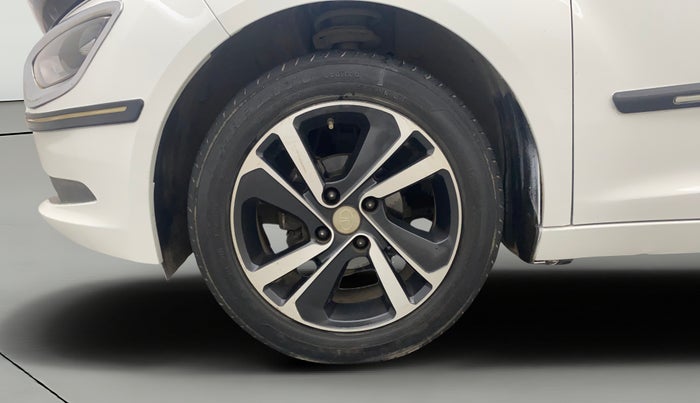 2020 Tata ALTROZ XZ PETROL, Petrol, Manual, 18,468 km, Left Front Wheel