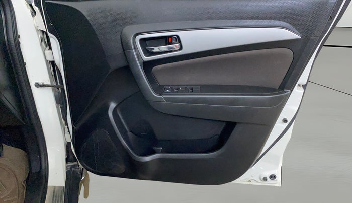 2022 Toyota URBAN CRUISER HIGH GRADE MT, Petrol, Manual, 25,190 km, Driver Side Door Panels Control
