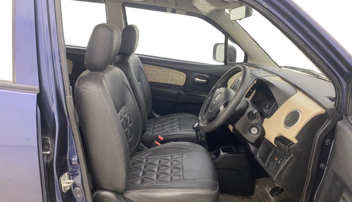 2017 Maruti Wagon R 1.0 VXI, Petrol, Manual, 43,418 km, Right Side Front Door Cabin