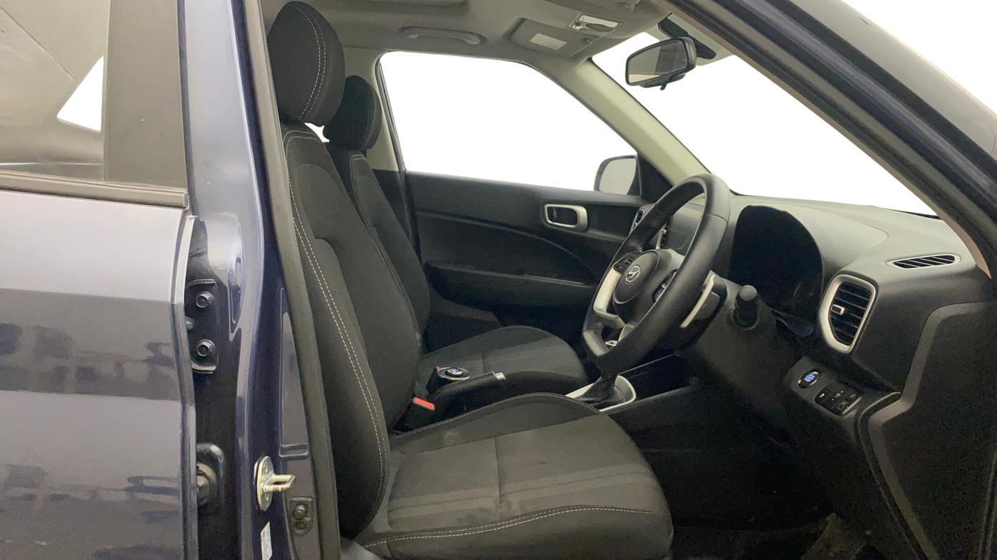 2022 Hyundai VENUE SX PLUS 1.0 TURBO DCT, Petrol, Automatic, 41,164 km, Right Side Front Door Cabin