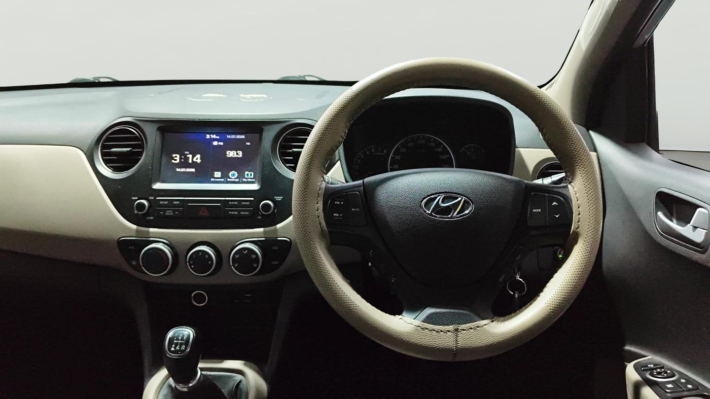 2019 Hyundai Grand i10 SPORTZ 1.2 KAPPA VTVT, CNG, Manual, 55,270 km, Steering Wheel Close Up