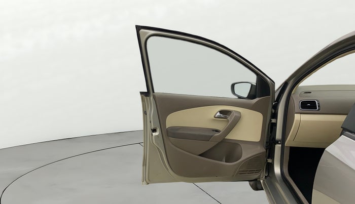 2015 Skoda Rapid ELEGANCE 1.6 MPI MT, Petrol, Manual, 75,596 km, LHS Front Door