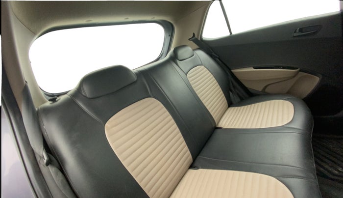 2016 Hyundai Grand i10 MAGNA 1.2 KAPPA VTVT, Petrol, Manual, 77,420 km, Right Side Rear Door Cabin