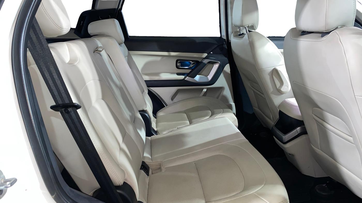 2022 Tata Safari XZA PLUS, Diesel, Automatic, 81,211 km, Right Side Rear Door Cabin