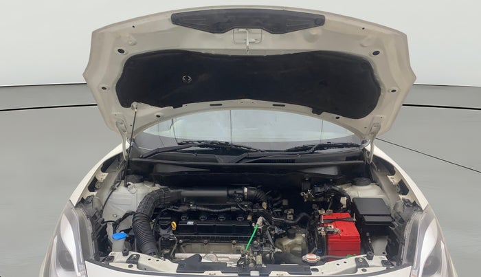 2022 Maruti Swift ZXI PLUS AMT DUAL TONE, Petrol, Automatic, 21,243 km, Open Bonet