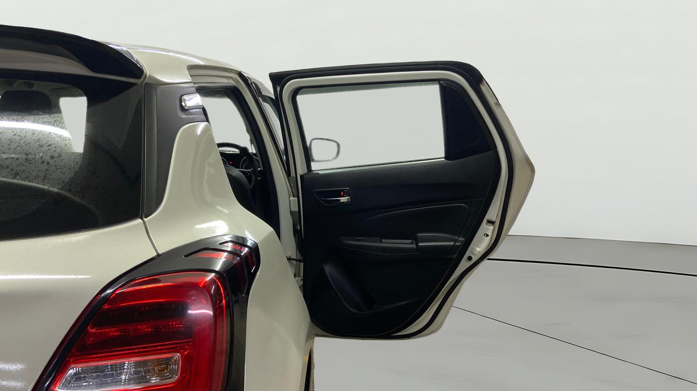 2020 Maruti Swift ZXI AMT, Petrol, Automatic, 33,817 km, RHS Rear Door