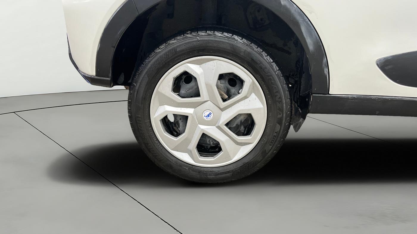 2021 Tata NEXON XM PETROL, Petrol, Manual, 52,462 km, Right Rear Wheel