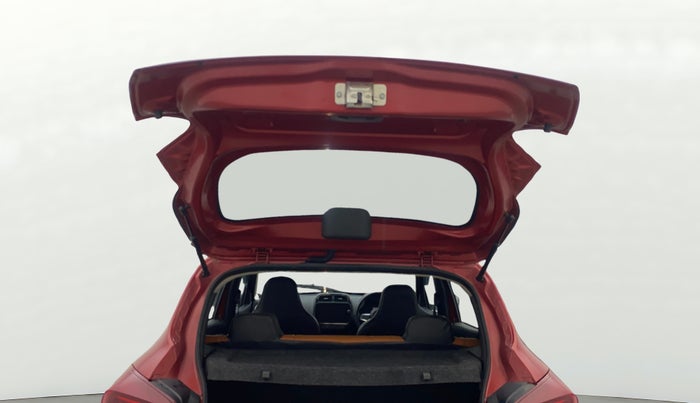 2022 Renault Kwid RXT 1.0, Petrol, Manual, 29,887 km, Boot Door Open