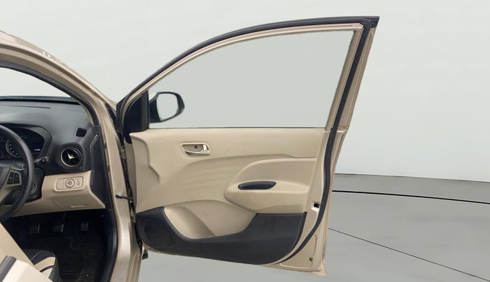 2018 Hyundai NEW SANTRO SPORTZ MT, Petrol, Manual, 44,753 km, RHS Front Door