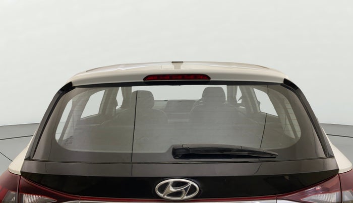 2023 Hyundai NEW I20 ASTA 1.2 MT, Petrol, Manual, 22,411 km, Rear Windshield
