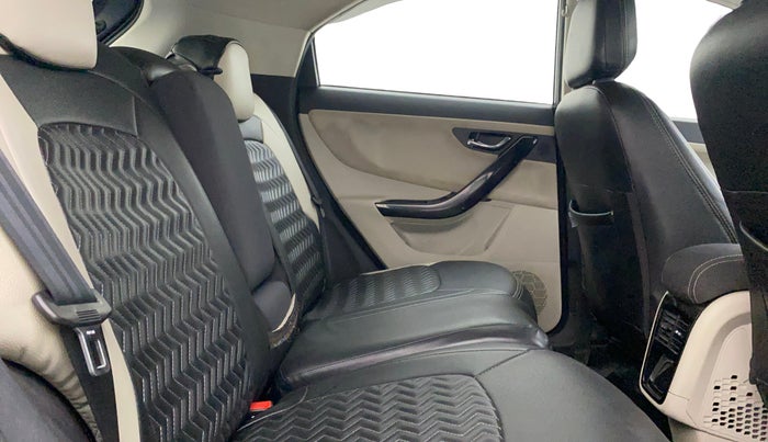 2022 Tata NEXON XZ PLUS PETROL SUNROOF, Petrol, Manual, 38,517 km, Right Side Rear Door Cabin