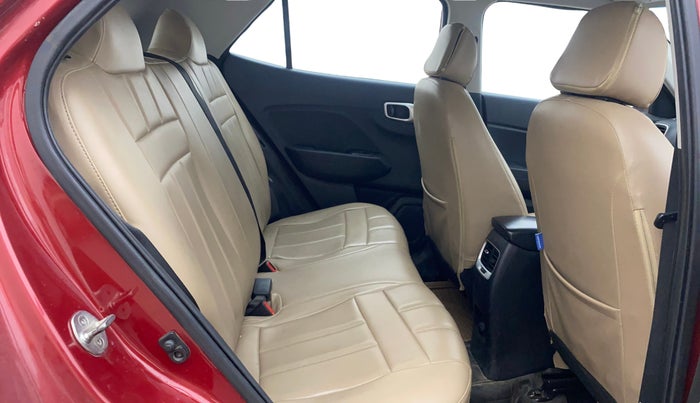 2020 Hyundai VENUE S 1.0 TURBO DCT, Petrol, Automatic, 1,19,717 km, Right Side Rear Door Cabin