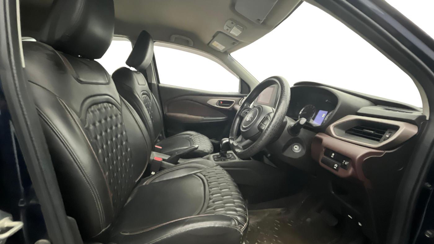 2023 Maruti FRONX DELTA PLUS 1.2L AGS, Petrol, Automatic, 29,042 km, Right Side Front Door Cabin