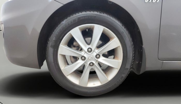 2013 Hyundai Verna FLUIDIC 1.6 VTVT SX, Petrol, Manual, 53,145 km, Left Front Wheel