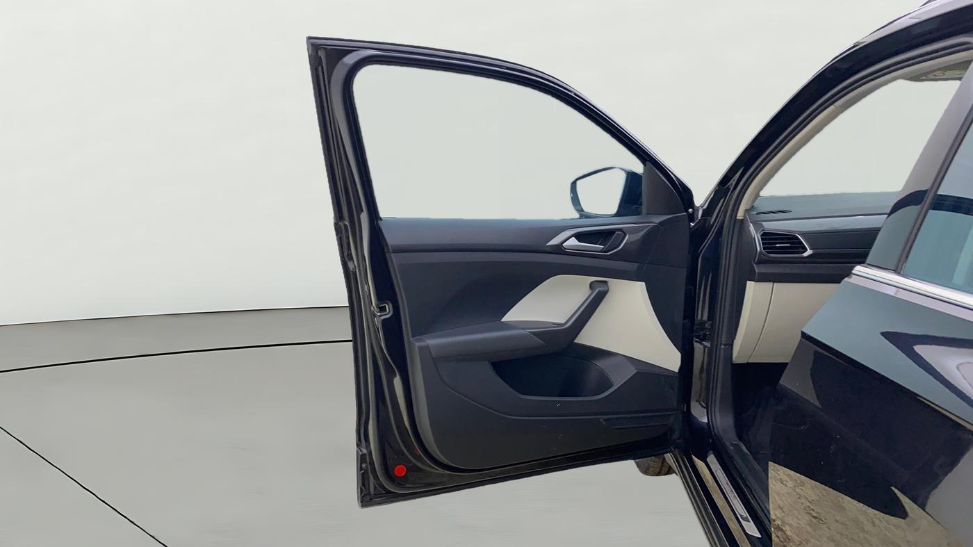 2025 Volkswagen TAIGUN TOPLINE 1.0 TSI AT, Petrol, Automatic, 20,094 km, LHS Front Door