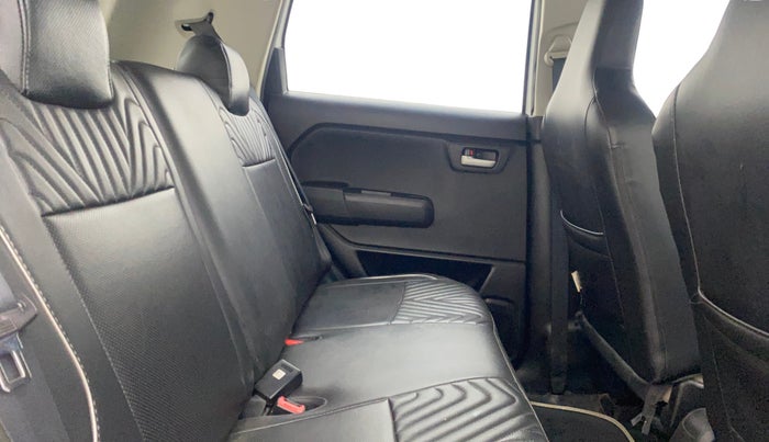 2022 Maruti New Wagon-R VXI (O) 1.0, Petrol, Manual, 47,255 km, Right Side Rear Door Cabin