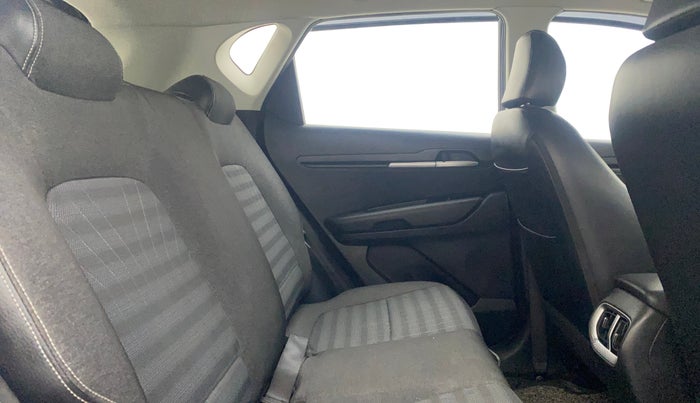 2022 KIA SONET HTK PLUS 1.0 IMT, Petrol, Manual, 24,519 km, Right Side Rear Door Cabin