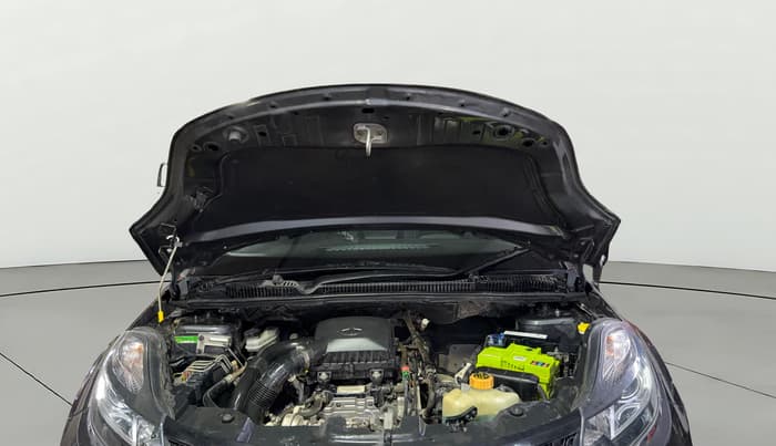2019 Tata NEXON XZ PETROL, Petrol, Manual, 43,020 km, Open Bonet