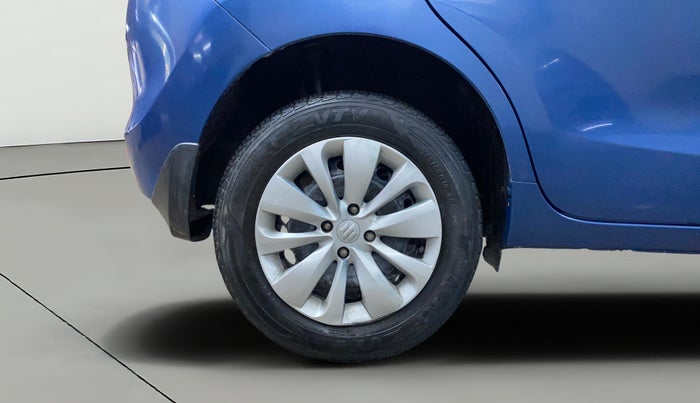 2017 Maruti Baleno DELTA PETROL 1.2, Petrol, Manual, 37,899 km, Right Rear Wheel