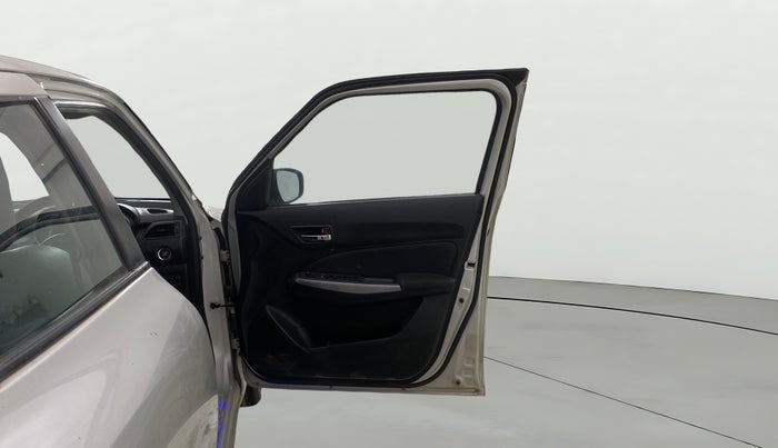 2018 Maruti Swift ZXI, Petrol, Manual, 69,486 km, RHS Front Door