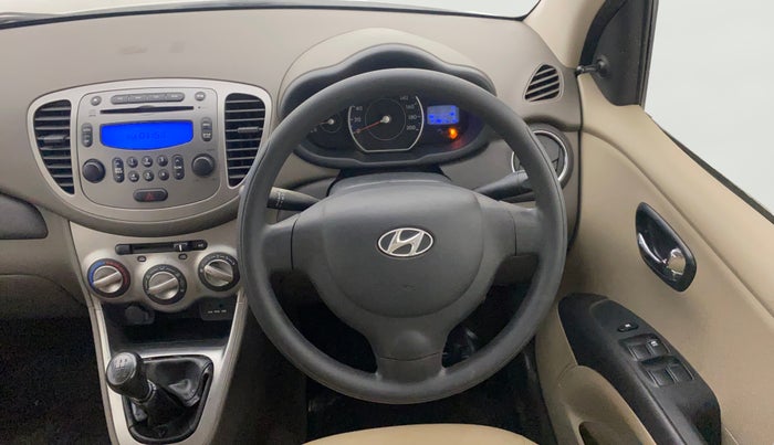 2014 Hyundai i10 SPORTZ 1.1, Petrol, Manual, 57,816 km, Steering Wheel Close Up