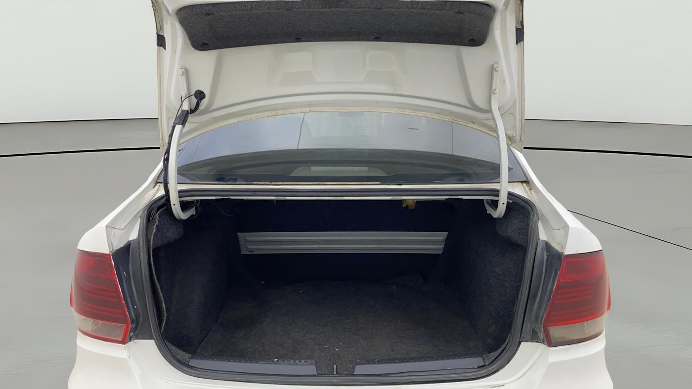 2015 Volkswagen Vento HIGHLINE PETROL AT, Petrol, Automatic, 83,539 km, Boot Open Zoomed View