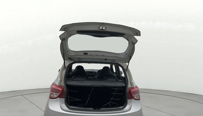 2016 Hyundai Grand i10 SPORTZ 1.2 KAPPA VTVT, Petrol, Manual, 84,467 km, Boot Door Open