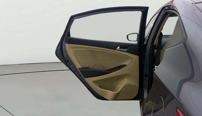 2015 Hyundai Verna FLUIDIC 1.6 CRDI S(O) 4S, Diesel, Manual, 99,327 km, LHS Rear Door