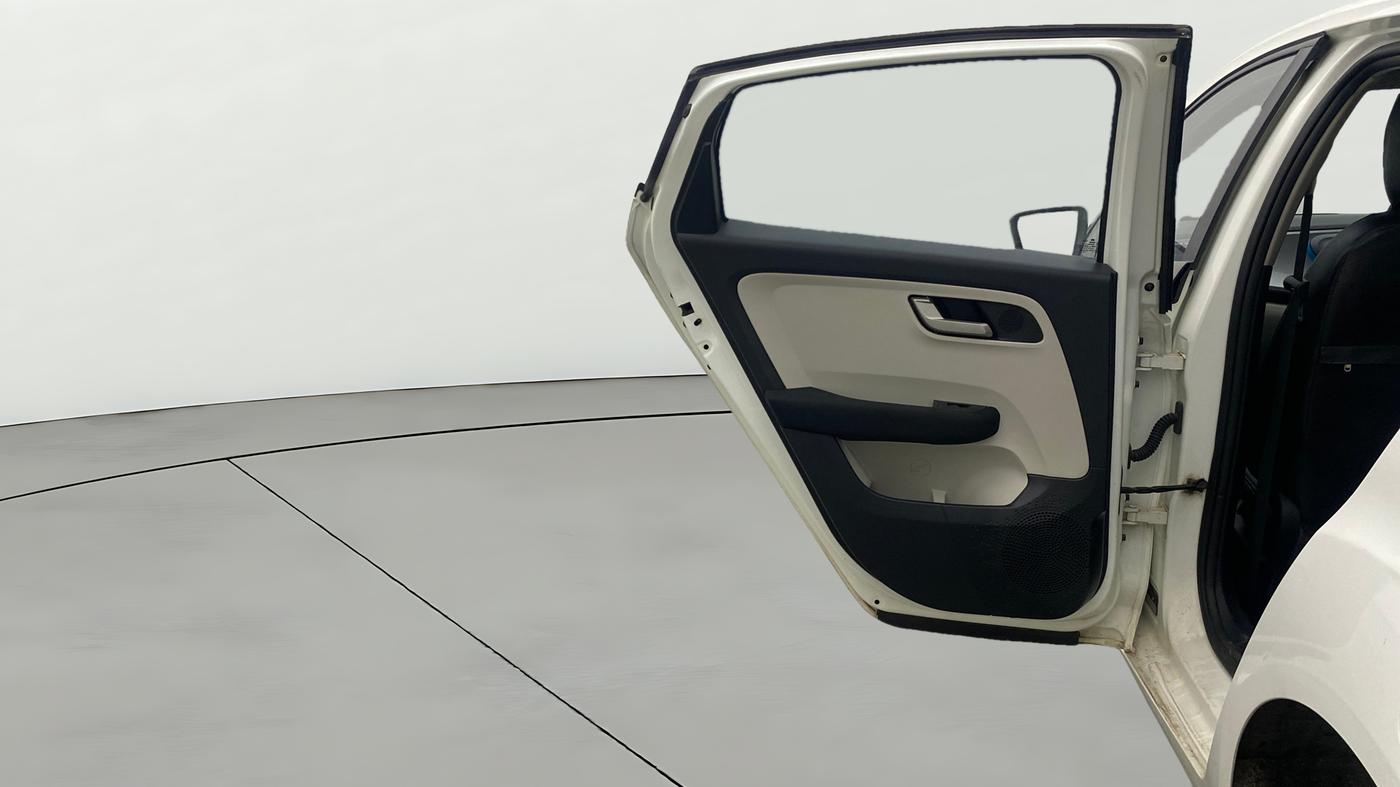 2023 Tata ALTROZ XZ PLUS SUNROOF CNG, CNG, Manual, 43,186 km, LHS Rear Door