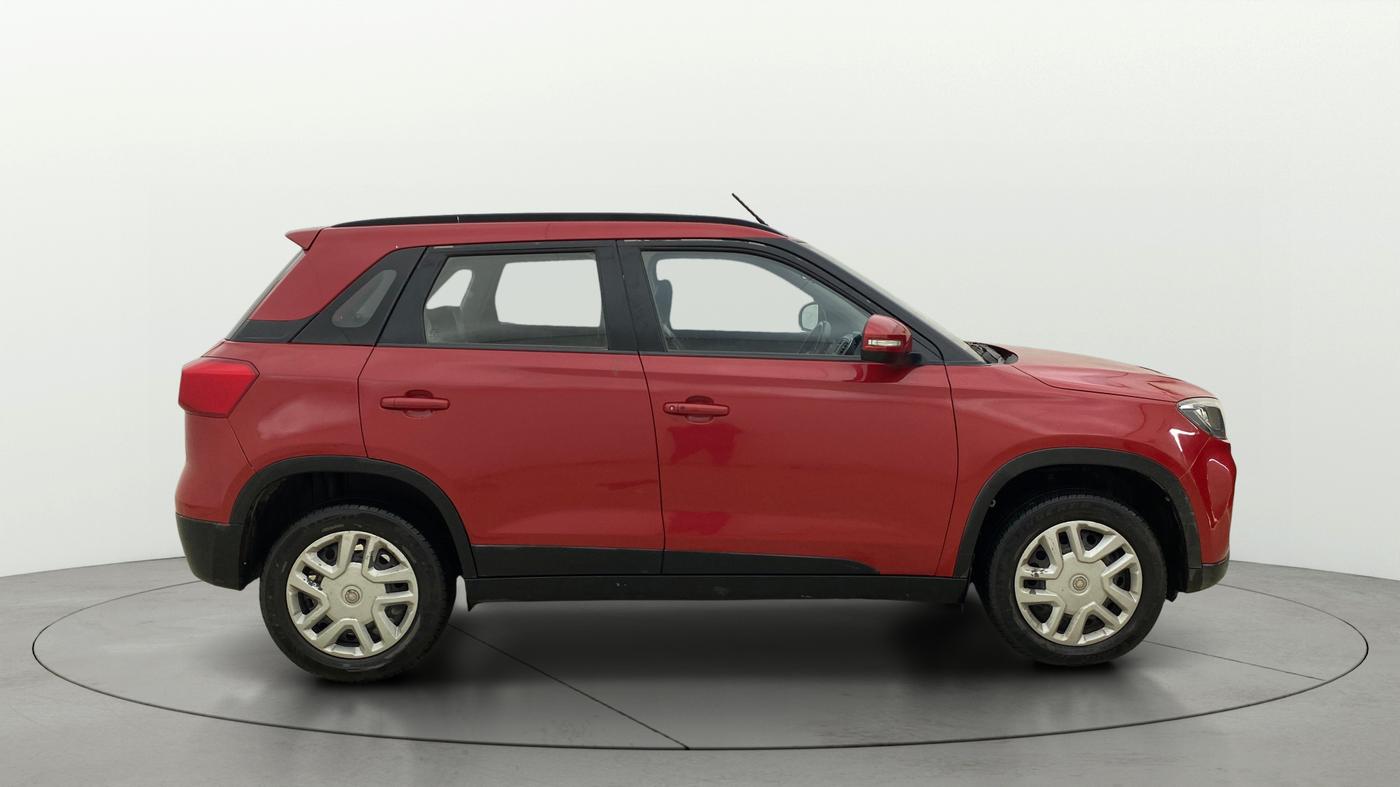 2021 Maruti Vitara Brezza VXI AT SHVS, Petrol, Automatic, 65,953 km, Right Side View
