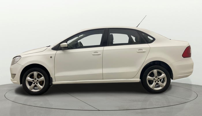 2013 Skoda Rapid AMBITION 1.6 MPI AT, Petrol, Automatic, 83,695 km, Left Side
