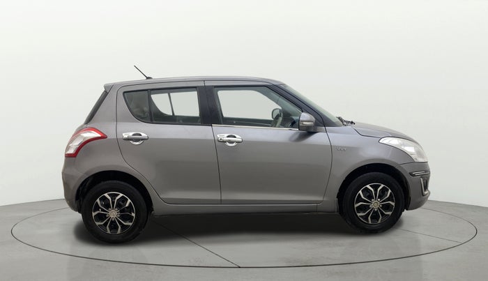 2017 Maruti Swift VXI O, Petrol, Manual, 84,716 km, Right Side View