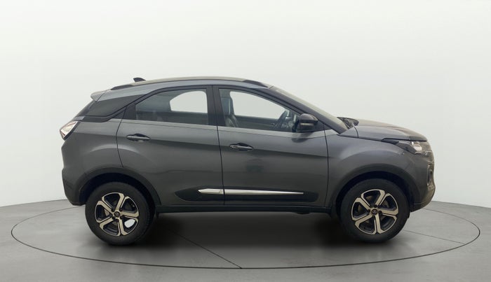 2021 Tata NEXON XZA PLUS SUNROOF PETROL, Petrol, Automatic, 38,288 km, Right Side View