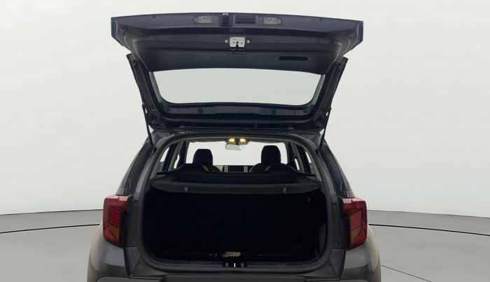 2025 KIA SONET HTK (O) 1.2 Petrol MT, Petrol, Manual, 30,406 km, Boot Door Open