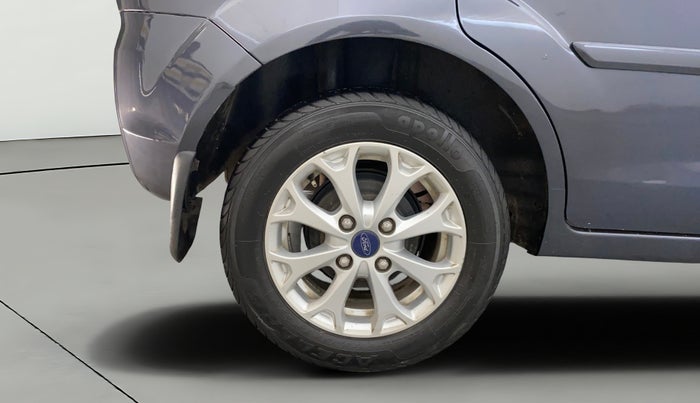 2012 Ford Figo TITANIUM 1.2 PETROL, Petrol, Manual, 67,486 km, Right Rear Wheel