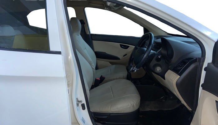 2017 Hyundai Eon ERA + SE, Petrol, Manual, 1,32,347 km, Right Side Front Door Cabin