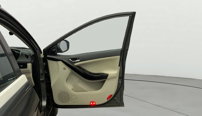 2021 Tata NEXON XZA PLUS SUNROOF DIESEL, Diesel, Automatic, 50,656 km, RHS Front Door