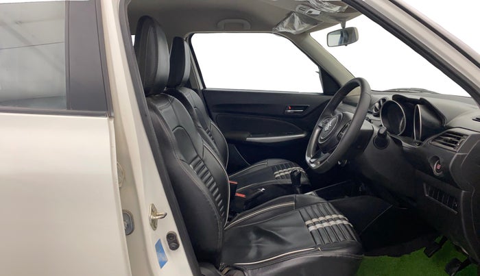 2020 Maruti Swift ZXI, Petrol, Manual, 80,168 km, Right Side Front Door Cabin