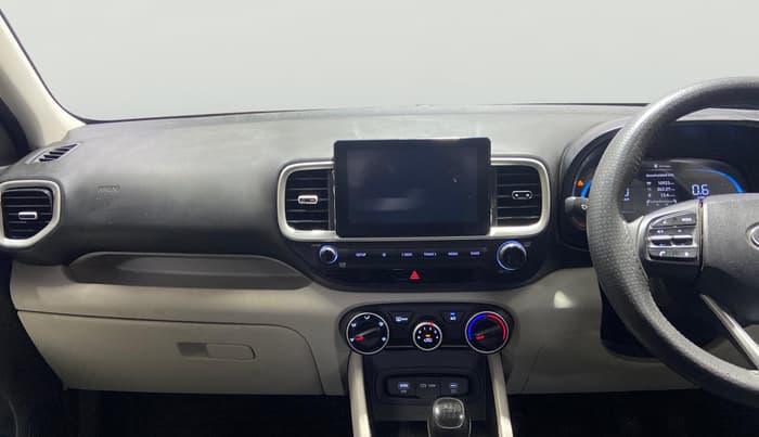 2023 Hyundai VENUE S(O) 1.2, Petrol, Manual, 17,272 km, Air Conditioner