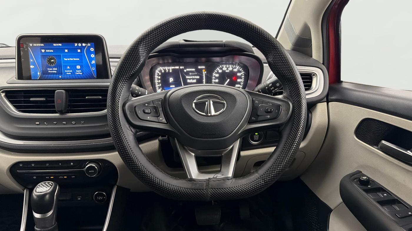 2022 Tata ALTROZ XZA PLUS, Petrol, Automatic, 49,745 km, Steering Wheel Close Up