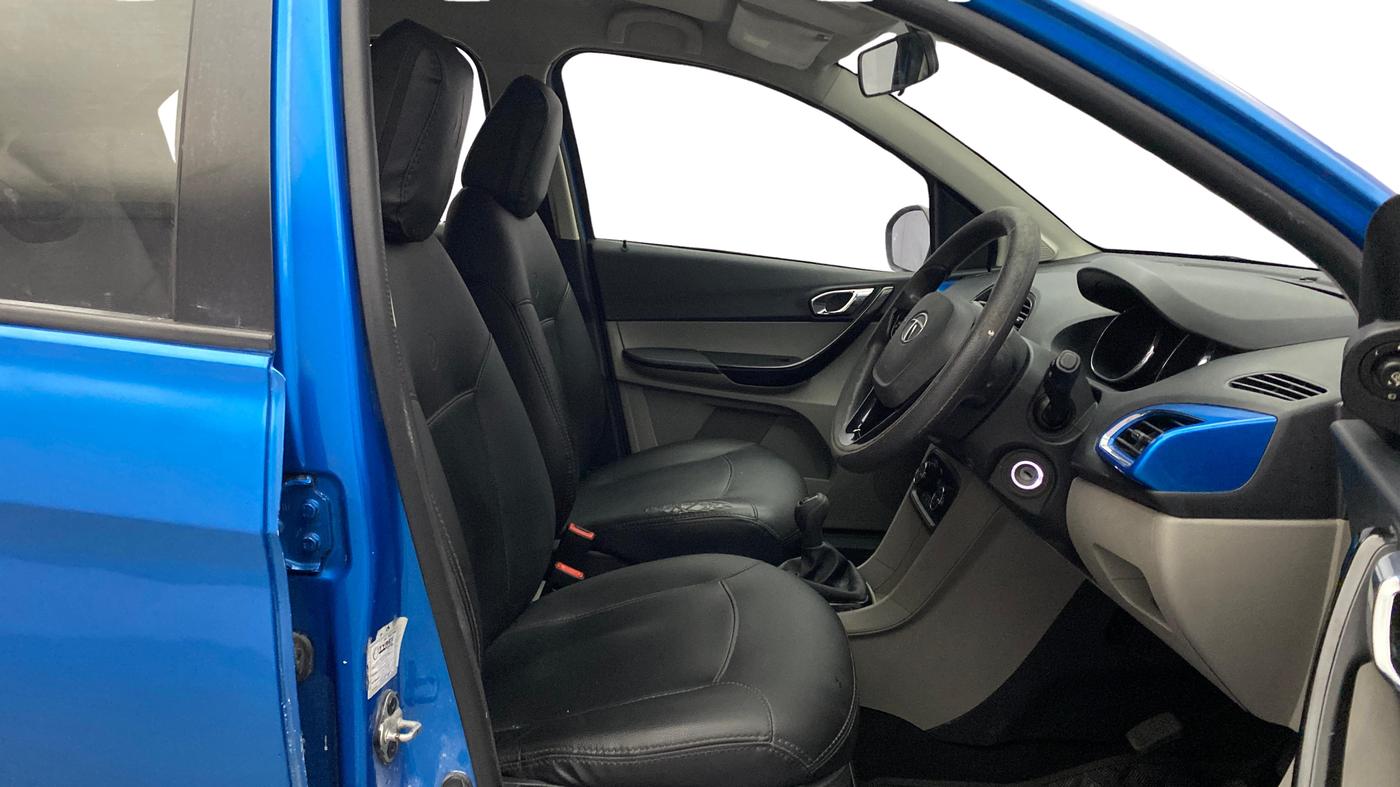 2019 Tata Tiago XZ PLUS PETROL, Petrol, Manual, 1,29,376 km, Right Side Front Door Cabin