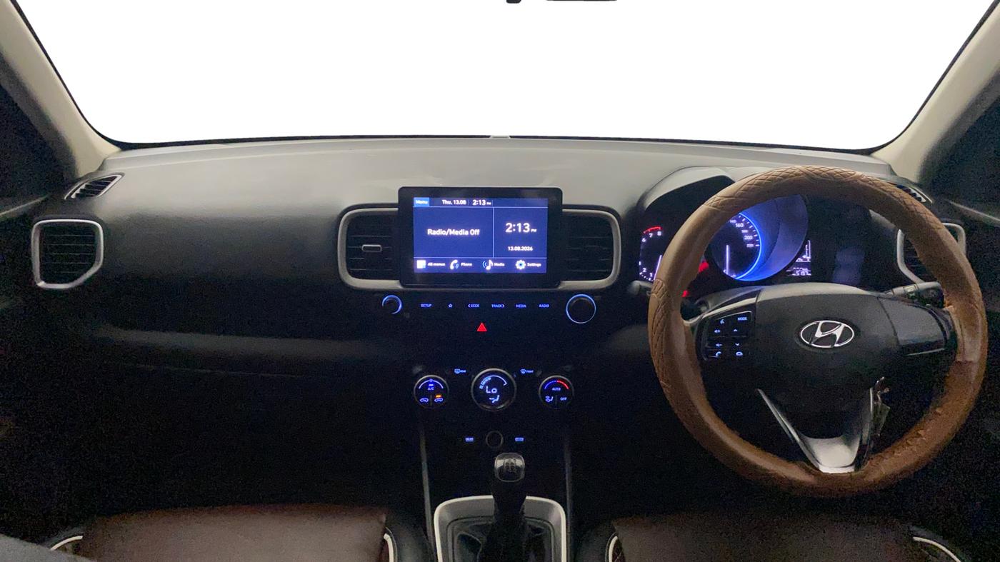 2022 Hyundai VENUE S+ 1.2, Petrol, Manual, 1,25,193 km, Dashboard